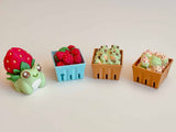 Basket of Strawberries / Red
 Clicker