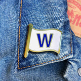 W Win Flag Chicago Cubs Baseball Pin