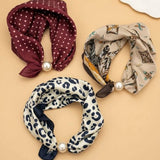 Silk Feel Pearl Magnetic Clasp Scarf Necklace | 40NK9802: B